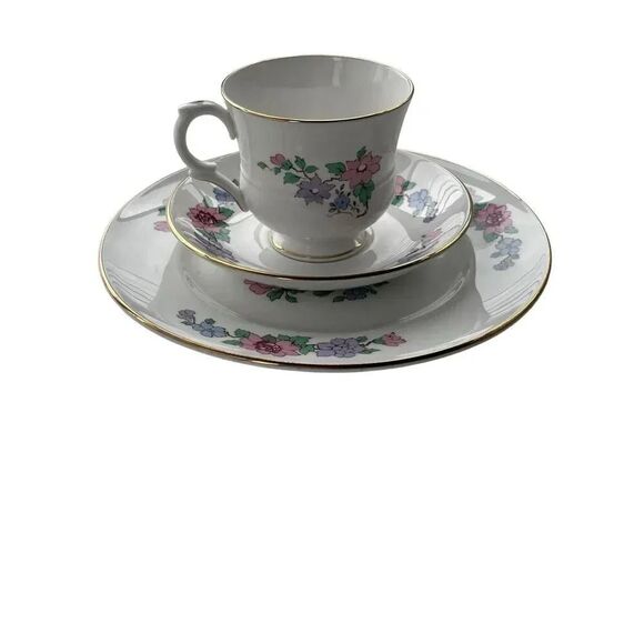 Staffordshire Fine Bone China 3Pc Place Setting Plate‎ Teacup & Saucer White OS - Picture 1 of 12